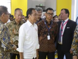 Dirut PLN Paparkan Kesiapan Ekosistem Kendaraan Listrik di Hadapan Presiden Jokowi saat PEVS 2024